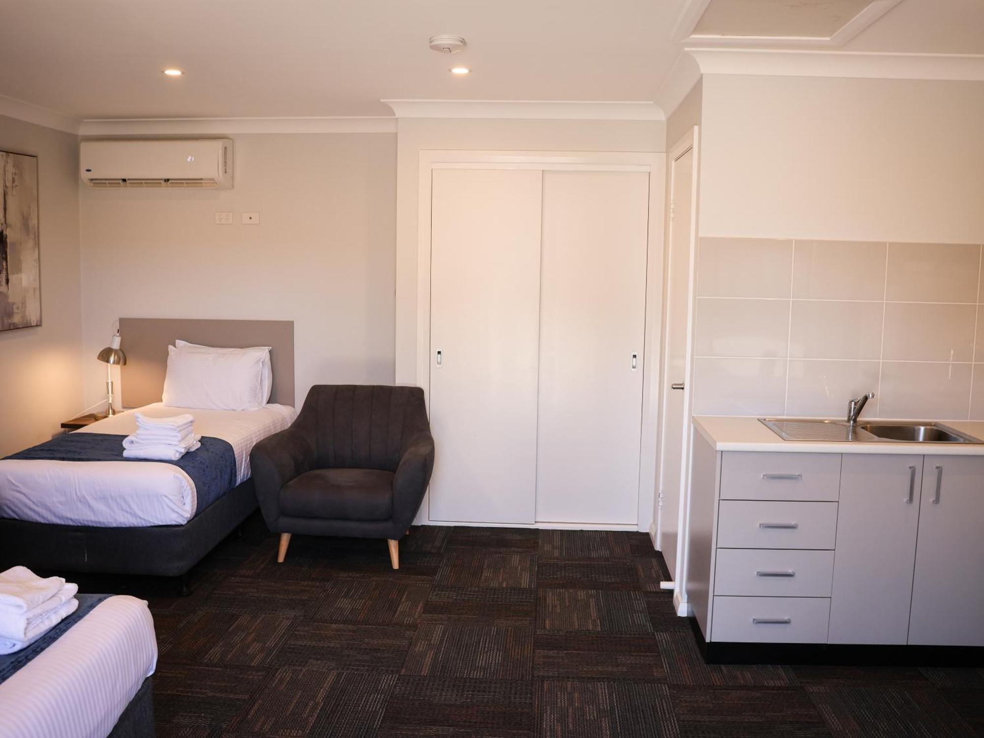 Eastend Studio Apartments Dubbo Eksteriør bilde